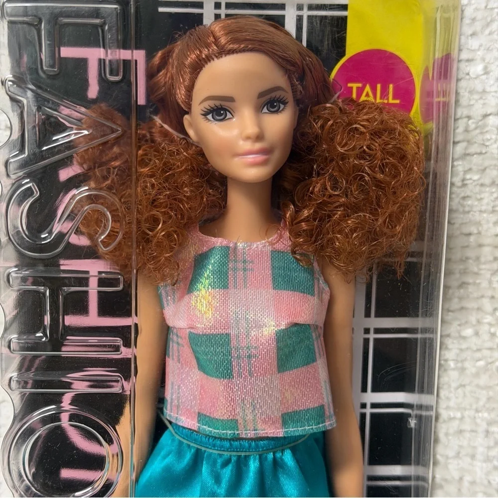 Barbie Fashionistas Doll Terrific Teal, Tall Body, Redhead